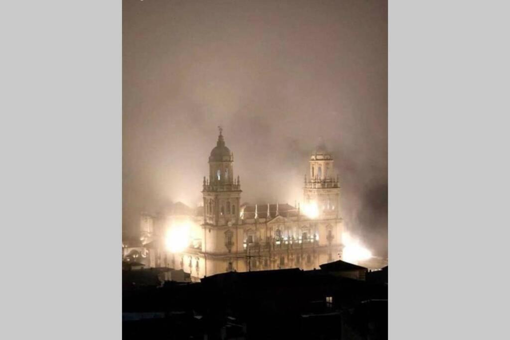 Atico Singular En El Centro Historico. Apartment Jaen Ngoại thất bức ảnh